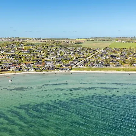 Carlie - 400m From The Sea By Interhome *