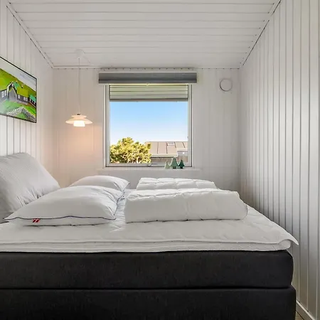 Carlie - 400m From The Sea By Interhome * Rønde